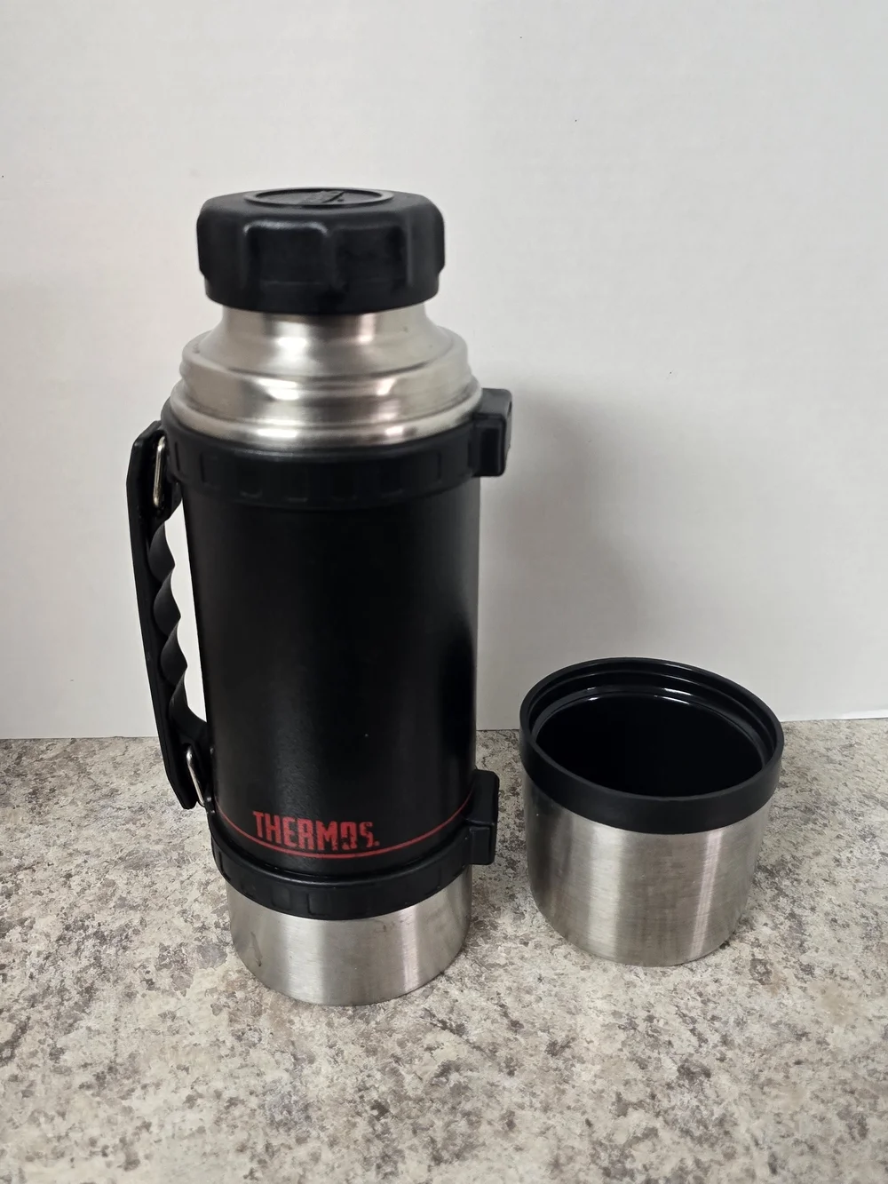Thermos Black & Silver Stainless Steel Vacuum Bottle - Black